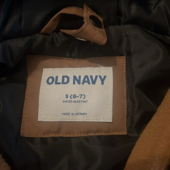 Old Navy Boys Winter Jacket - Picture 5 of 5